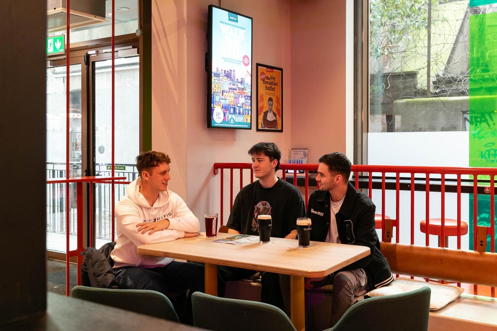 Clink I Lar Hostel Dublin Bagian luar foto
